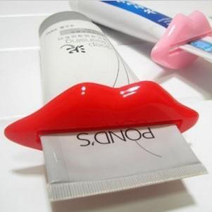 Выдавливатель зубной пасты 